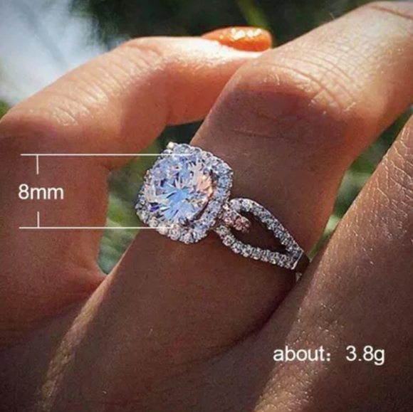 New Silver Link Ring - Picture 2 of 3